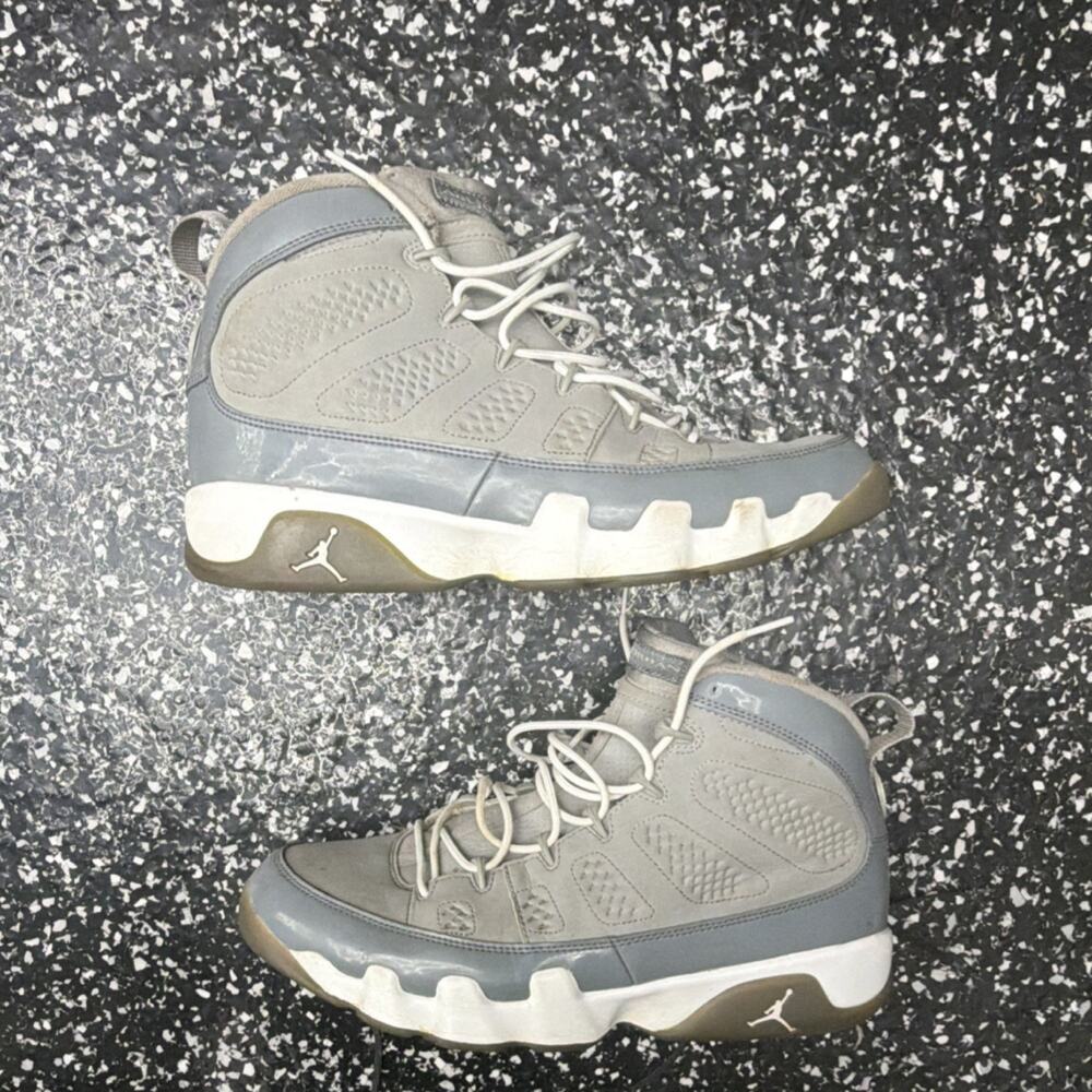 Jordan Air Jordan 9 Retro Cool Grey 2012 Gray Men's Athletic Sneakers 302370-015